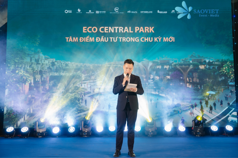 MC giới thiệu các đại biểu 